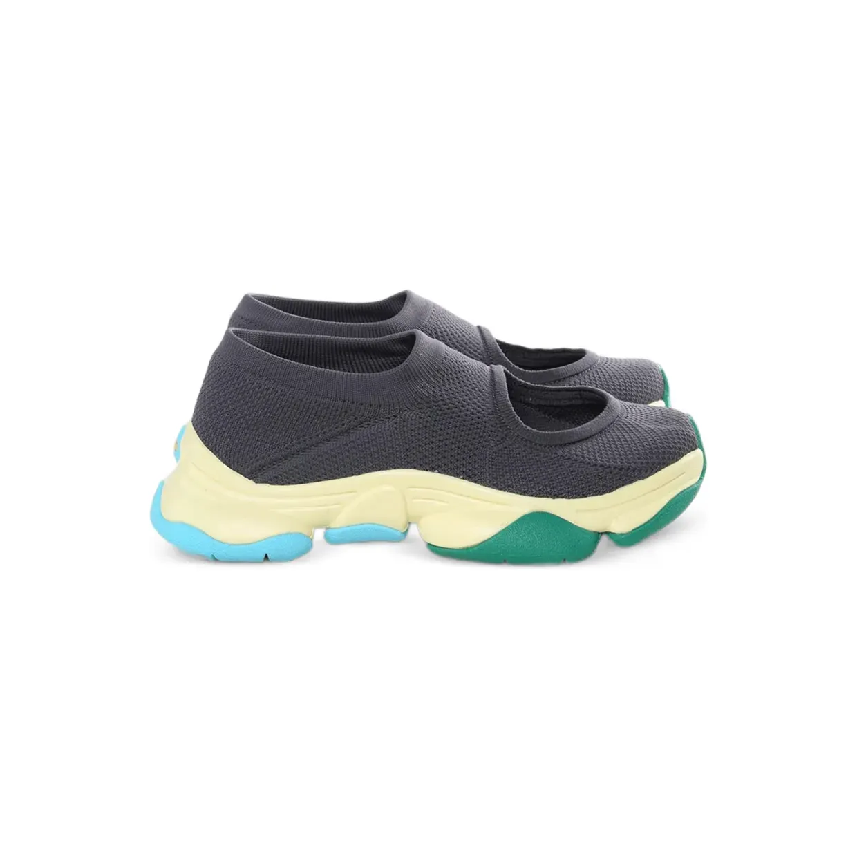 CamperLab x Issey Miyake Karst Finch “Grey” (K201934)
