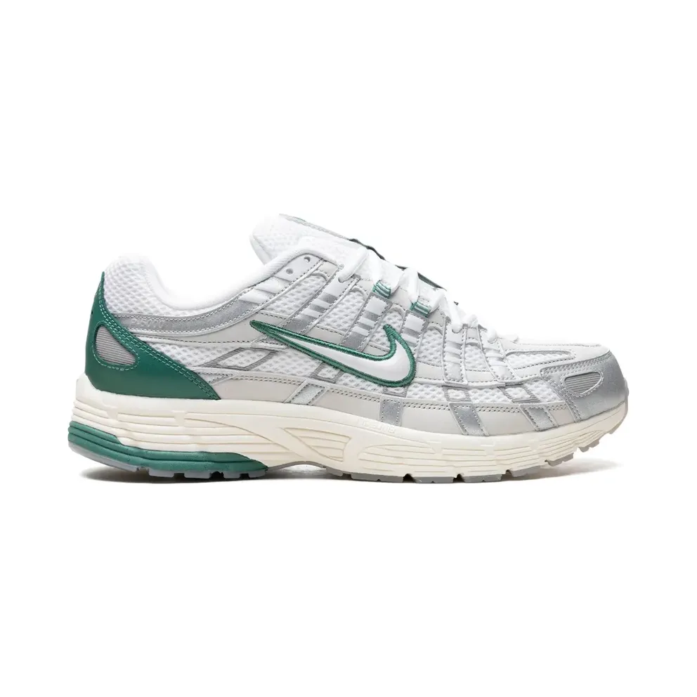 Nike P-6000 with vlakken – Grey (HF4308)