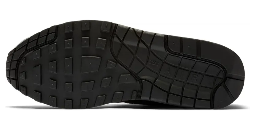nike-air-max 875844-010