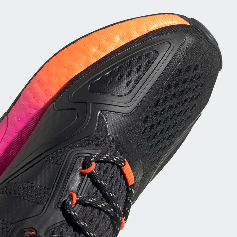 Adidas ZX 2K Boost ‘Black Gradient’ Core Black/Core Black/Solar Red (FV9997)