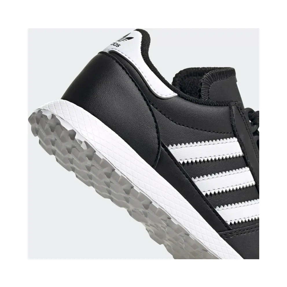 adidas Forest Grove Core Black / Core Black / Core Black (EG8960)