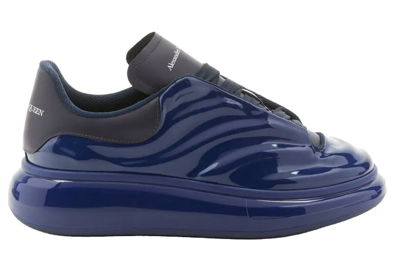 Alexander McQueen Oversized Gloss Navy (727405W4RY14203)