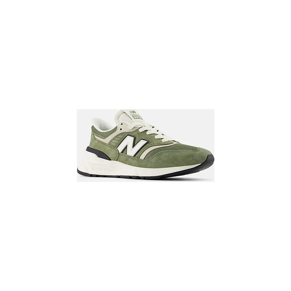 New Balance 997R “Green / White” (U997RPCA)
