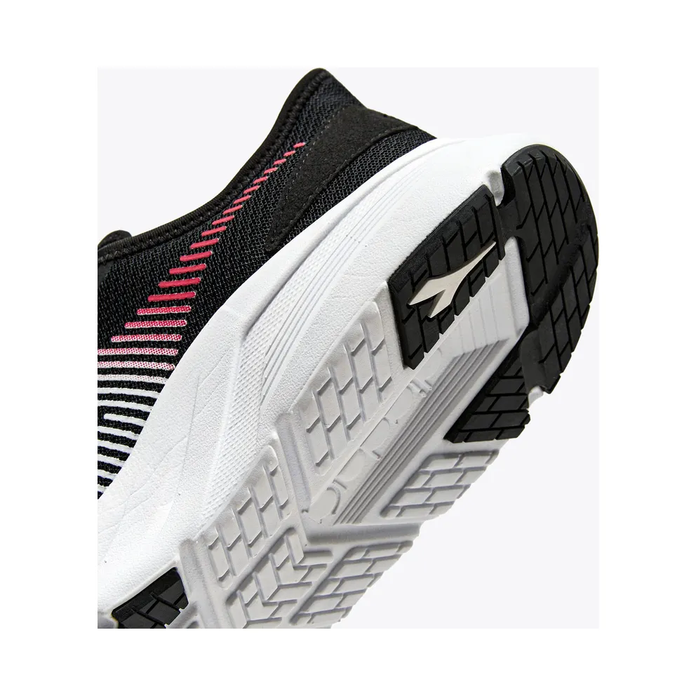 Diadora Passo 3 Black / White (c7406) – “Black” (101.179546_C7406)