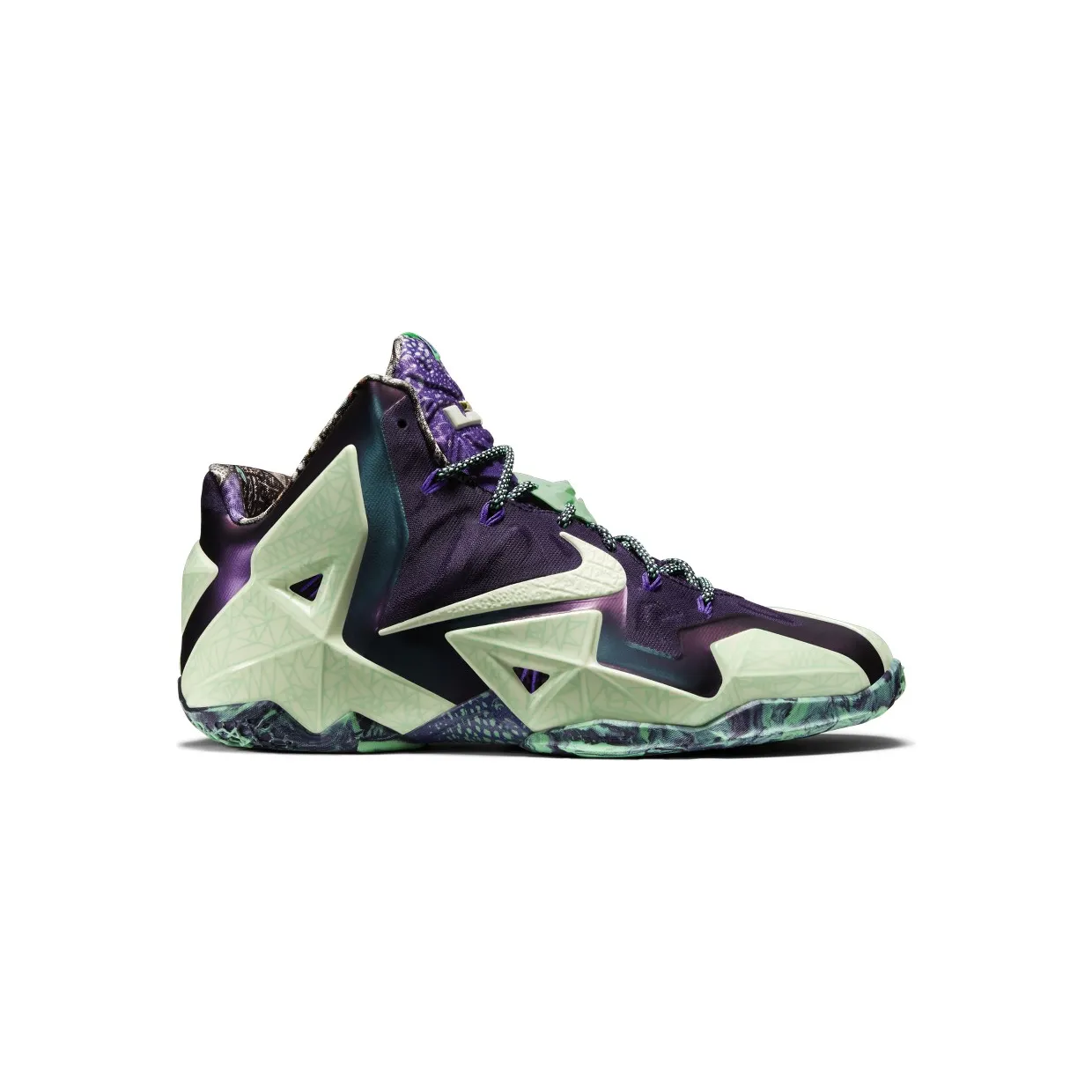 nike-lebron-11 647780-735
