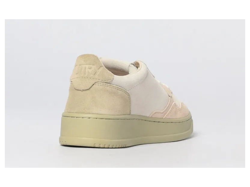 Autry Medalist Low Suede Sneakers Green (AULWTS11) (2)