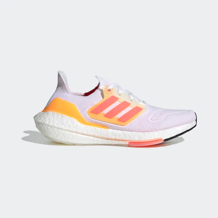 adidas ULTRABOOST 22 SCHOENEN Cloud White / Turbo / Flash Orange (GX5595)