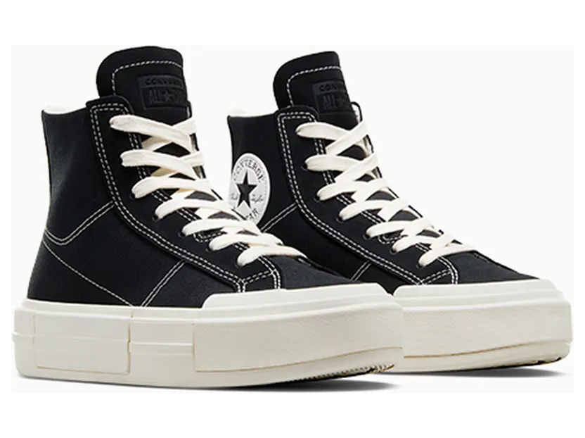 converse-chuck-taylor-all-star A04689C