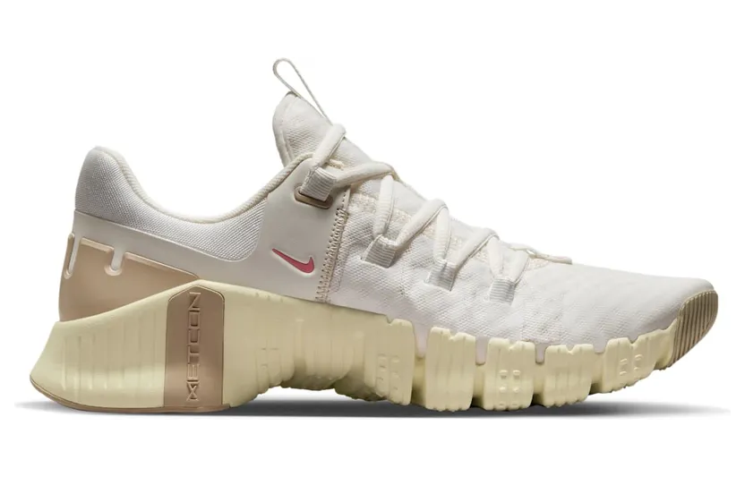 nike-free DV3950-100
