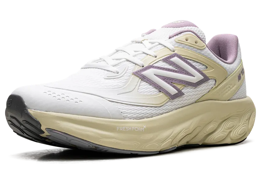 new-balance-sneaker UTRNQB