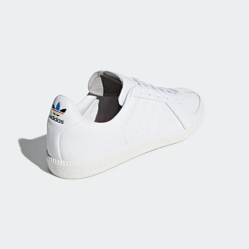 adidas BW Army Oyster Holdings Cloud White/Off White/Core Black (BC0545)