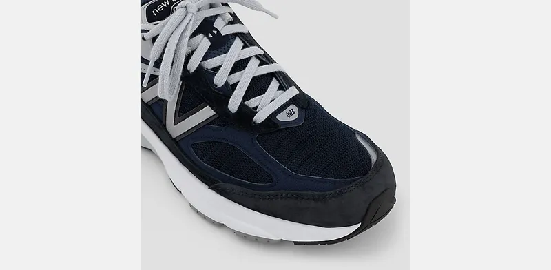 New Balance 990v6 “MiUSA – Navy White” (W990NV6)
