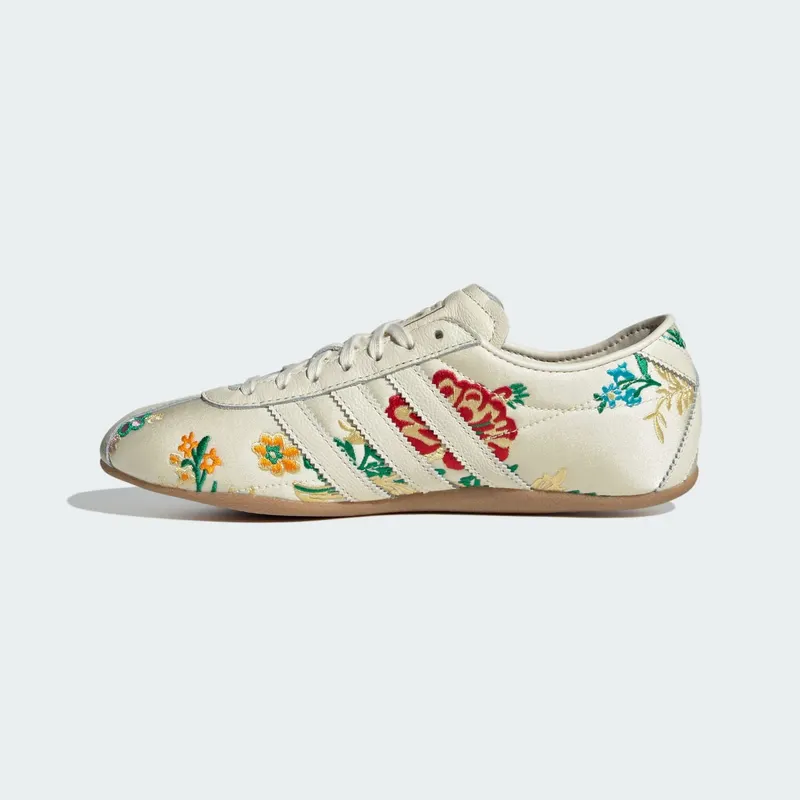 adidas Tokyo Crew White Floral Embroidery (JQ1687)