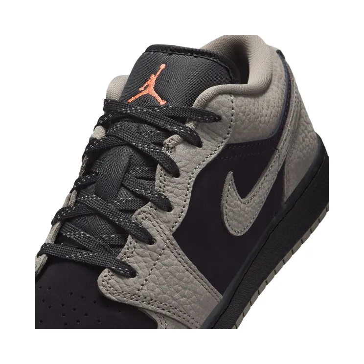 air-jordan-1 IB7111-005