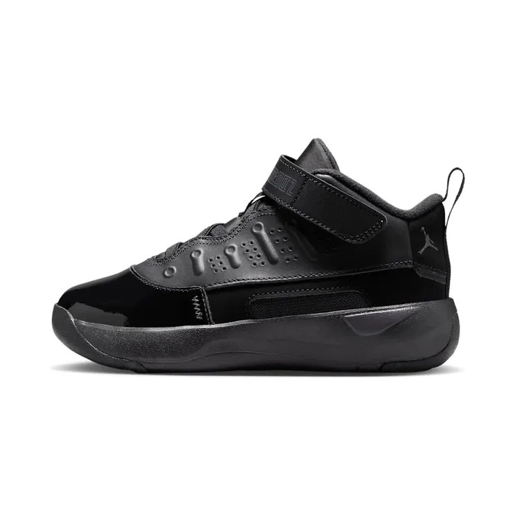 Jordan Max Aura 7 “Black / Anthracite” (HQ2090-001)