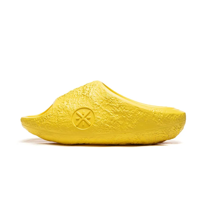 Li-Ning “Yellow” (ABTW003-3)