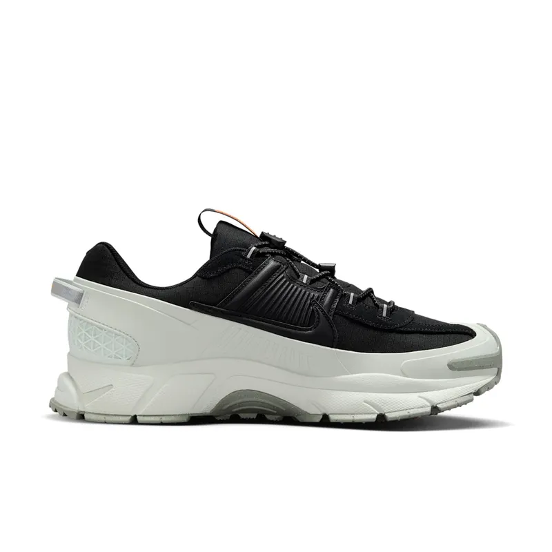 Nike Zoom Vomero 5 Roam “Black Light Silver” (FV2295-001)