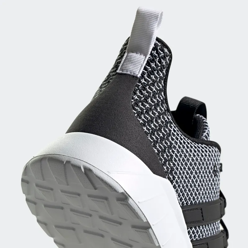Adidas Questar Flow Core Black / Core Black / Cloud White (EG3192)