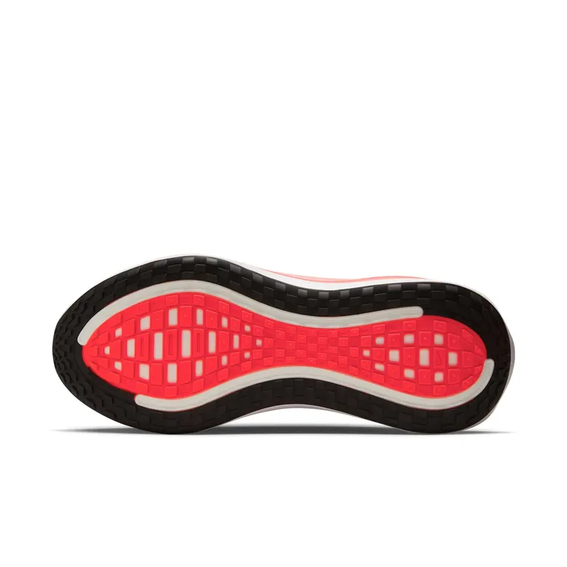Nike Vomero Plus “White / Bright Crimson” (HV8150-100)