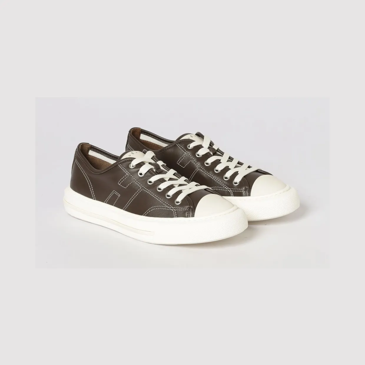Hogan Rebel Low-Top Sneakers in Smooth Calfskin with Side H Logo Brown (HXM6910FZ60UYE32TQ)