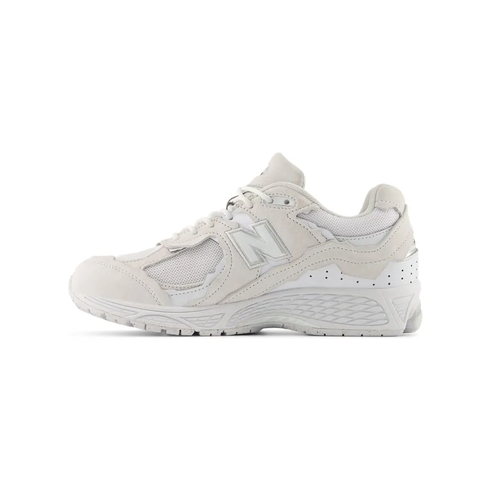 New Balance 2002R “Protection Pack – White” (U2002DXA)