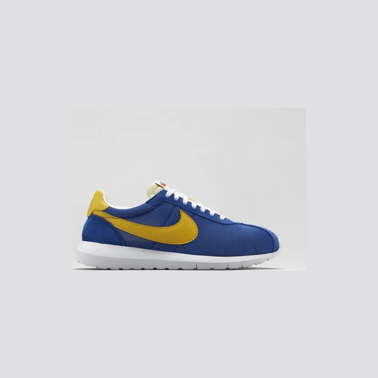 nike-roshe 709657-471