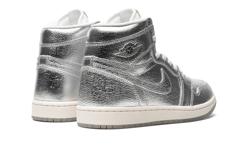 Air Jordan 1 High OG “Metallic Silver” (FN7249-001)