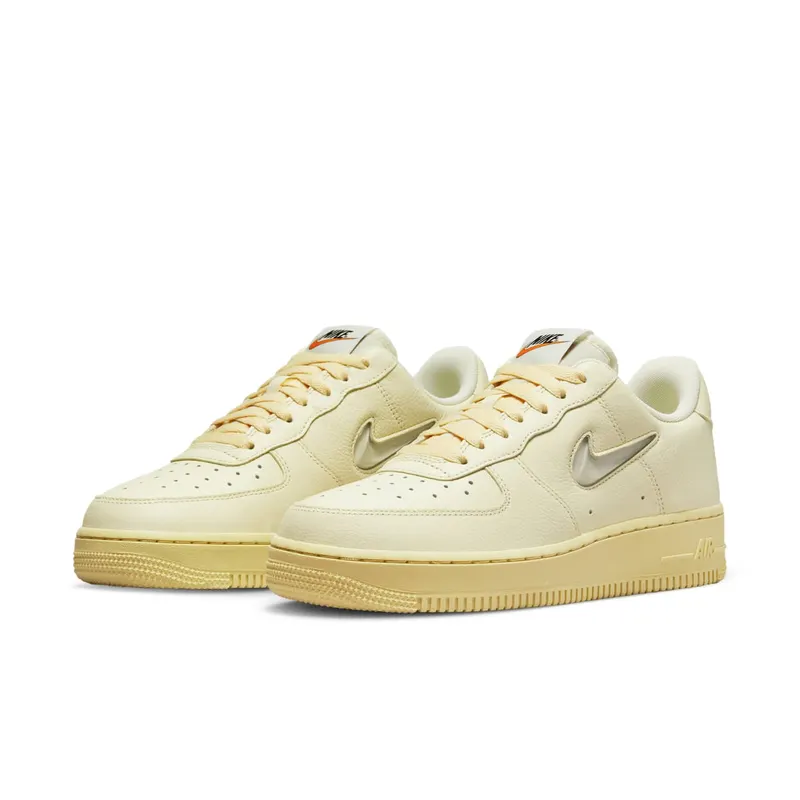 Nike Air Force 1 ’07 LX White (DO9456-100)
