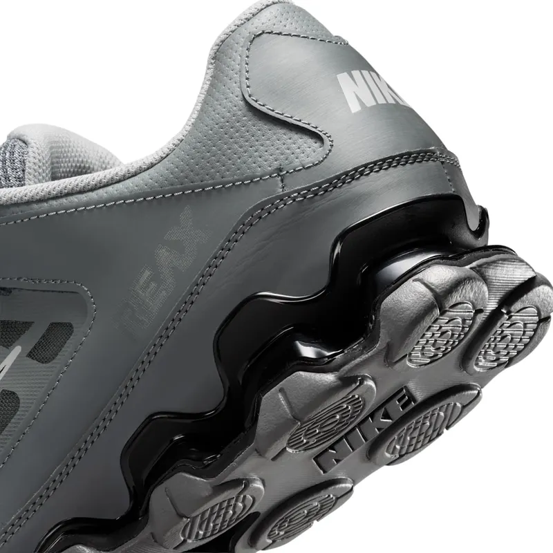 nike-reax-8-tr 621716-040