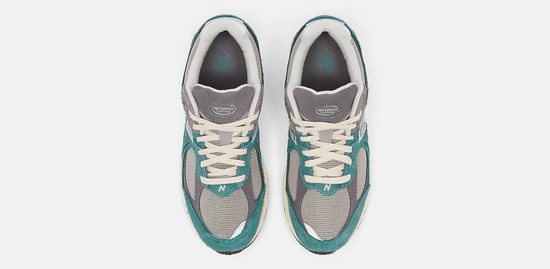 New Balance 2002R “New SPRUCE MAGNET” (M2002REM)