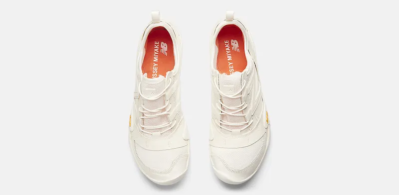 New Balance MT10O ISSEY MIYAKE White (MT10OIM)