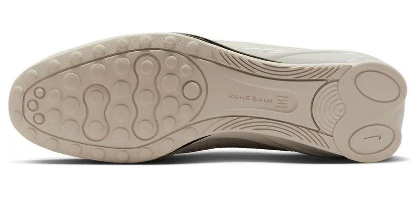 nike-shox HQ7540-004