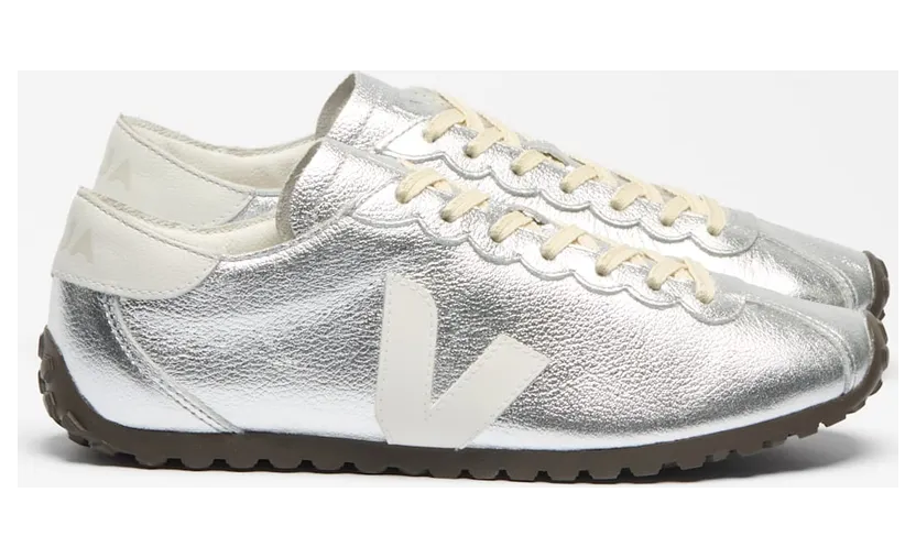 Veja Cateyes Sustainable Leather Sneakers with Amazonian Rubber Sole Silver (EQ0221906)