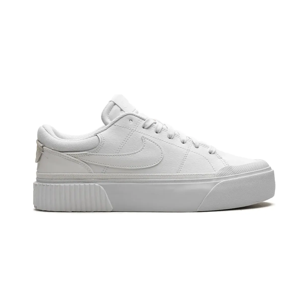 nikecourt DM7590