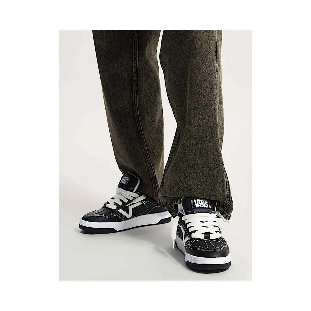 Vans Upland Black – “Black” (VN000D25BZW)