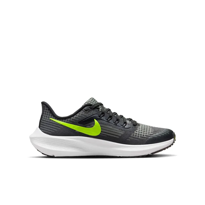 Nike Air Zoom Pegasus 39 Younger/Older Kids’ Road Running Black (DM4015-002)