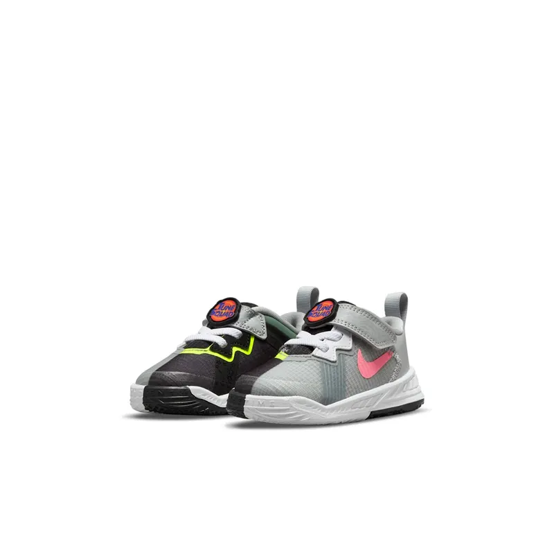 Nike LeBron 18 Low Bugs vs Marvin Space Jam (DJ3762-005)