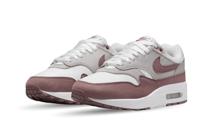 Nike Air Max 1 Red Stardust (W) (DZ2628-104)