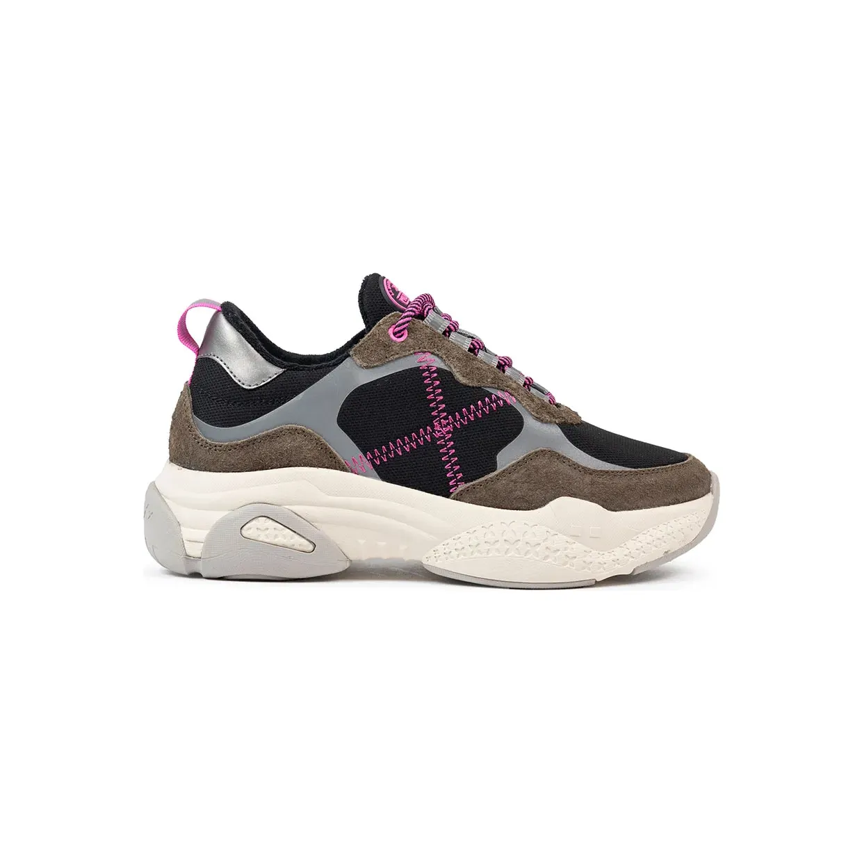 munich-sneaker 4179017