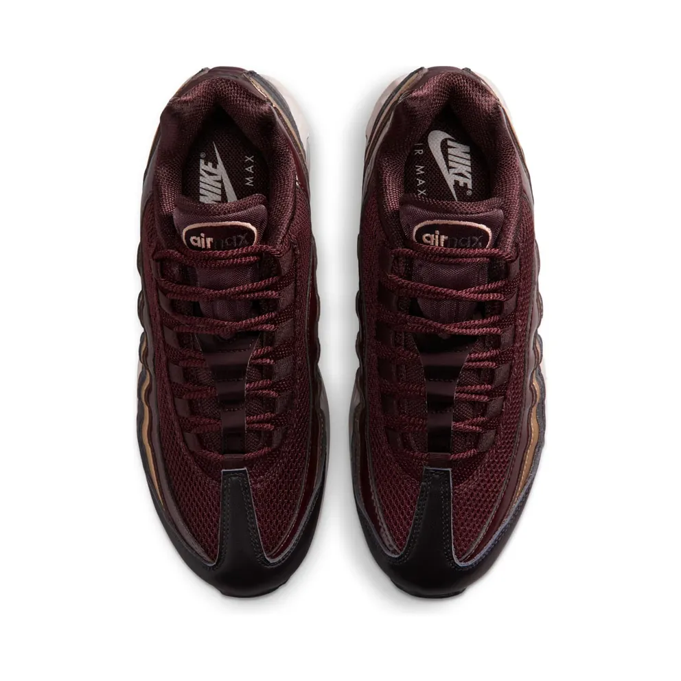 Nike Air Max 95 SE “Big Bubble Burgundy Crush” (IB6398-600)