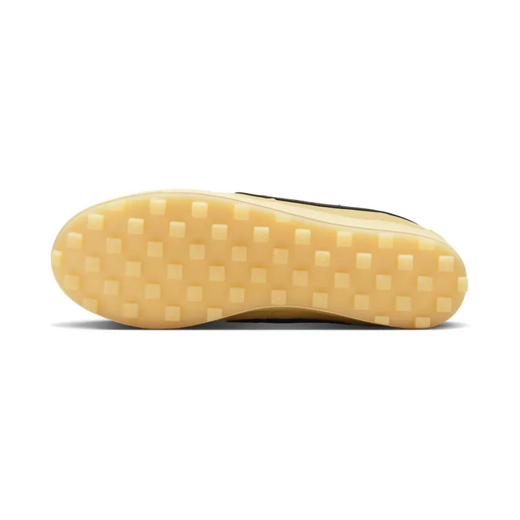 nike-astro-grabber IH2341-700