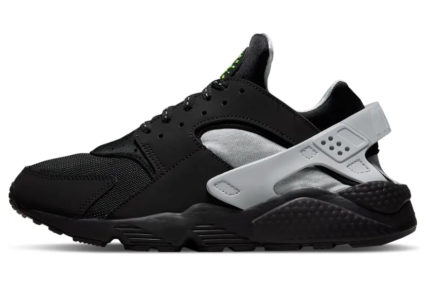 Nike Air Huaracheen Black (DR0141001)