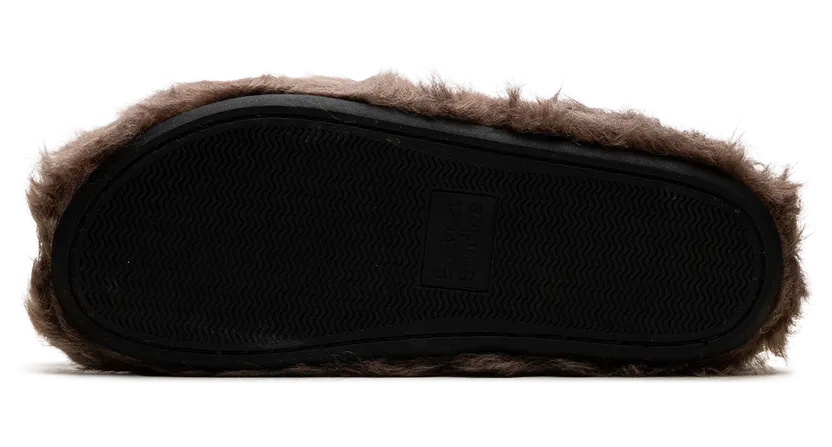 bravest-studios-sneaker BS40
