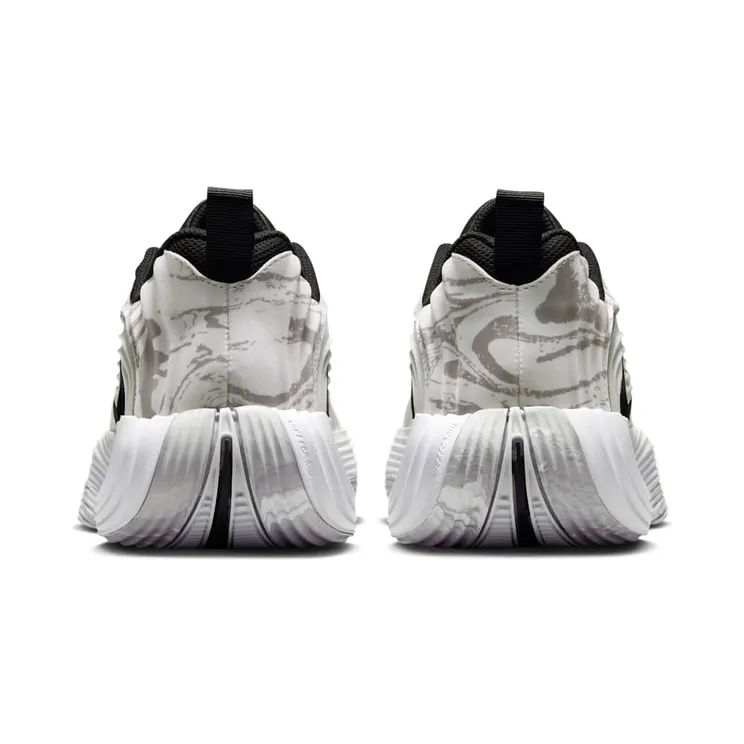 nike-giannis-immortality IM5130-101