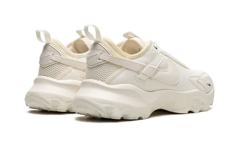 Nike TC 7900 MNS “Sail” (DD9682-100)