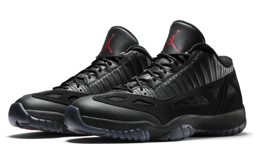 Jordan 11 Retro Low IE Referee (2015)