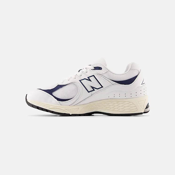 new-balance-2002r M2002RHQ