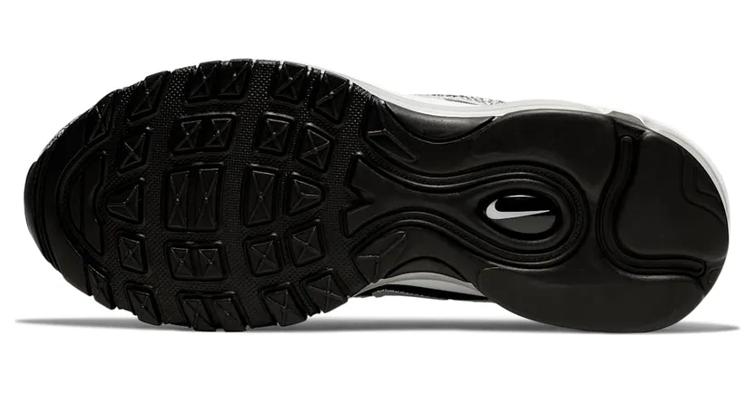 nike-air-max CT1549-001
