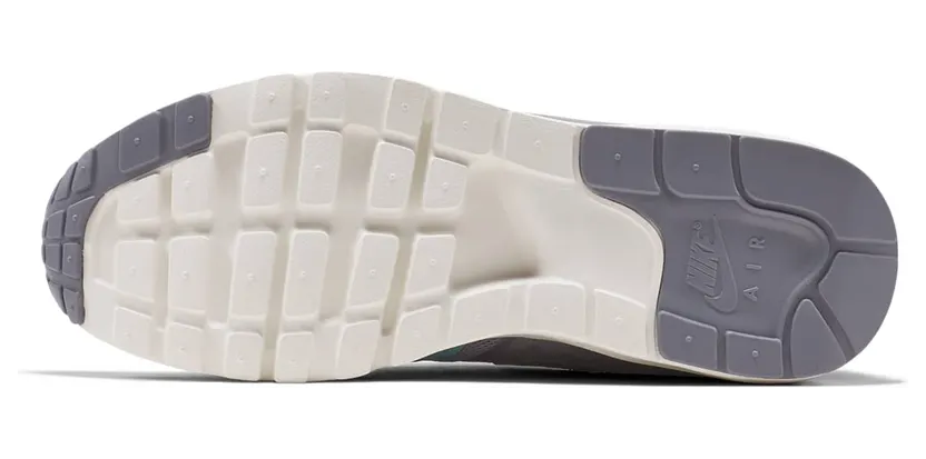 nike-air-max 857661-001