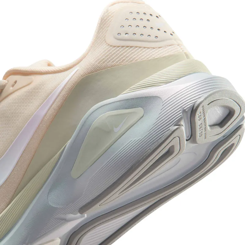nike-structure-26 IO9917-100